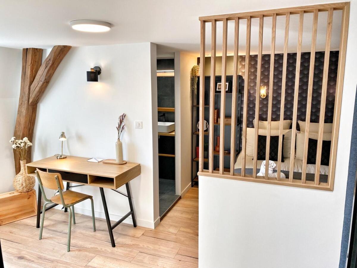 Le Repere Des Sommeliers - Sejour A Auxerre Exterior foto